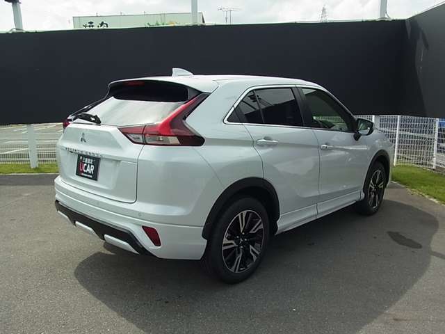 総額表示は兵庫県内の金額になりますので、県外からのご検討の場合は陸送費用・県外登録費用が別途必要になります。