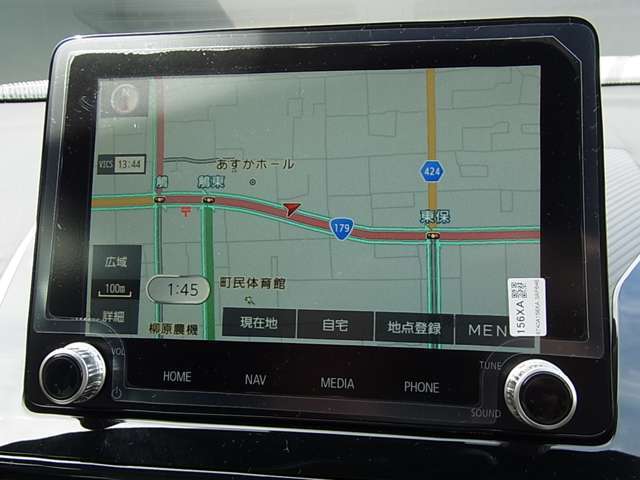 8インチ スマートフォン連携ナビゲーションを装備！