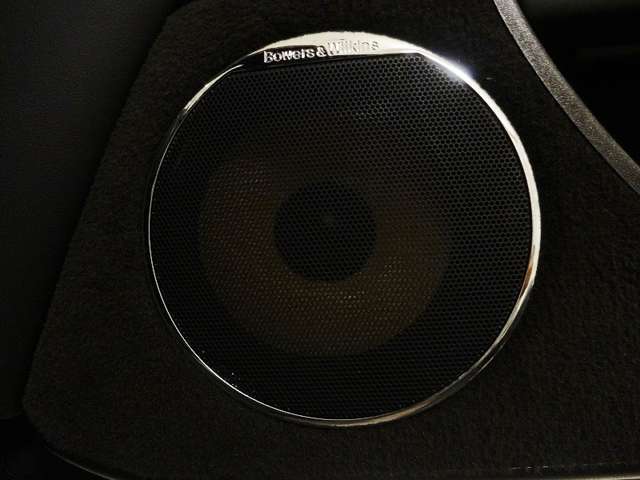 ●Bowers ＆ Wilkins 525W サラウンドサウンドシステム