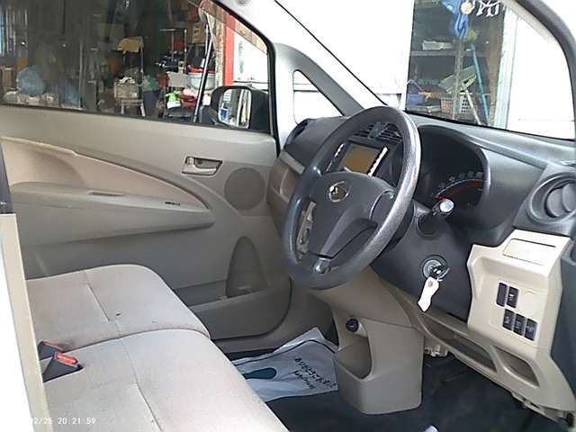 ☆キーレスも付いて、車の乗り降りも楽々♪　☆オートフレンズ無料電話　0078-6002-150970　お気軽に御来店下さい！★格安販売＆高額買取＆格安車検＆格安修理実施中♪