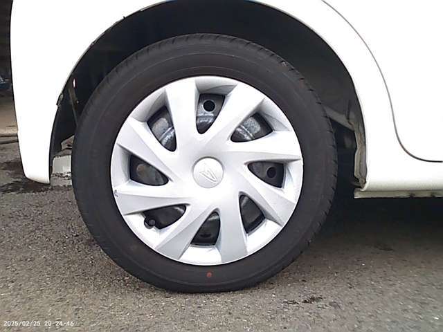 ☆純正ホイールキャップも付いてます♪☆お気軽にお問い合わせください♪☆オートフレンズ無料電話　0078-6002-150970　お気軽に御来店下さい！★格安販売＆高額買取＆格安車検＆格安修理実施中♪