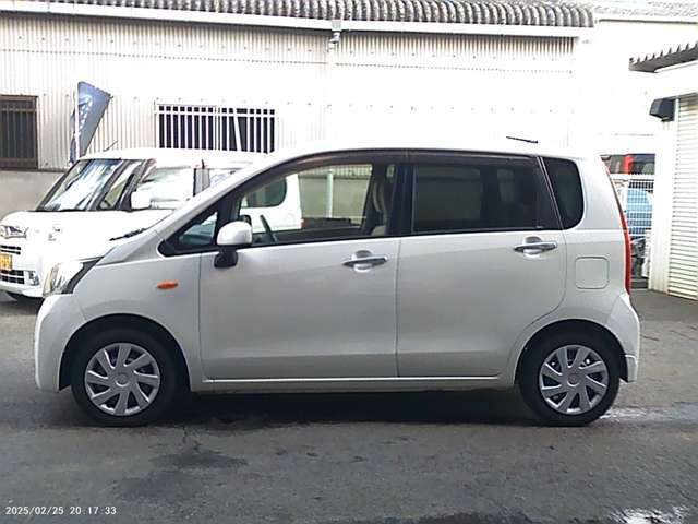 ☆CVTオートマチックで低燃費♪乗ったら燃費の良さにびっくりします♪☆オートフレンズ無料電話　0078-6002-150970　お気軽に御来店下さい！★格安販売＆高額買取＆格安車検＆格安修理実施中♪