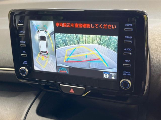 【パノラミックビューモニター】専用のカメラにより、上から見下ろしたような視点で360度クルマの周囲を確認することができます☆死角部分も確認しやすく、狭い場所での切り返しや駐車もスムーズに行えます。