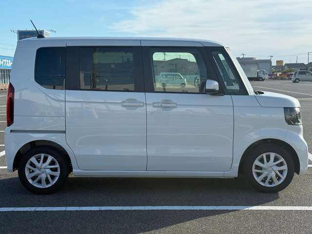 当店は、指定工場を併設しており、車検、整備、なんでもお任せ下さい！国産から外車までオールメーカーOKです。また、板金工場もございますのでエアロ加工から全塗装までどんな事でもご相談下さい♪