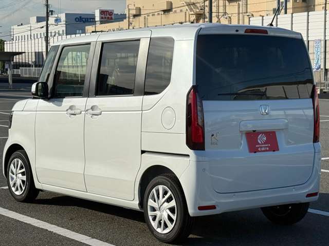 任意保険を取り扱っております。お客様に合ったプランで納車時から加入できますので、お帰りの際に万一事故やトラブルが起きても安心です！お見積もりだけでも大歓迎です。スタッフまでお問い合わせください。
