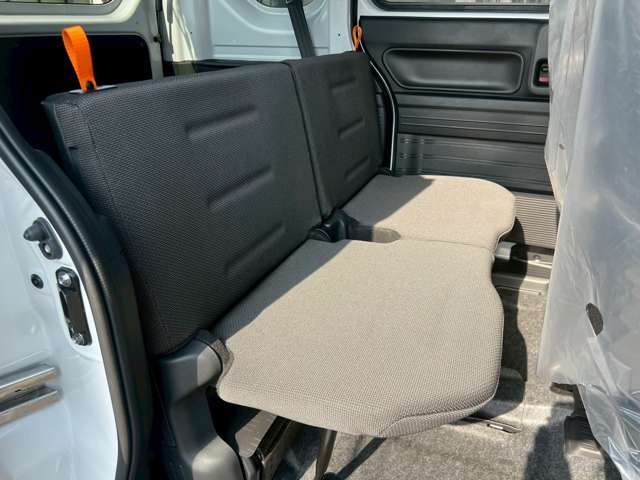 ☆当店は自動車損害保険の代理店です。もしものために自動車保険も当店におまかせ！☆任意保険の見直しも大歓迎です♪