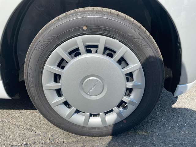 自動車の販売はもちろん、各種自動車保険の取り扱いをいたしております。当社で自動車保険に加入頂ければ、レッカーサービス、面倒な事故対応や修理等も窓口一つでサポートいたします。