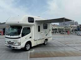 大人気オプションサイドオーニング付きです☆開閉もスムーズです