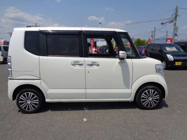 お車は買って終わりではありません。なぜなら車は壊れないという事がないからです。「安さ」だけでなく「安心」＝購入後の点検・修理・トラブル対応こそ私達の強みです。