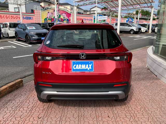 全メーカー・国産車・輸入車のお取り扱いがございます。試乗も可能でございますので是非ご利用下さいませ。