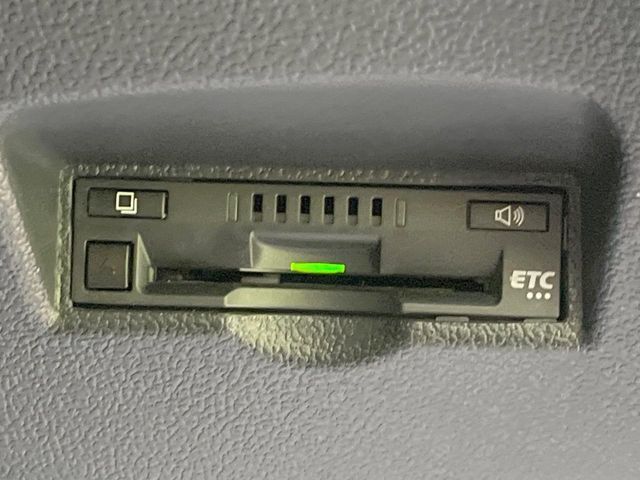 【ETC】高速道路の料金所をストレスなく通過！話題のスポットやサービスエリアに多い「スマートIC」利用時は必須のアイテムです。当店でセットアップを実施、ご納車当日からすぐにご利用いただけます！