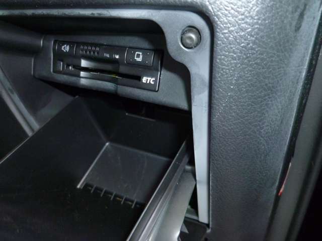 ETC車載器付きです。高速道路走行時もお任せください。