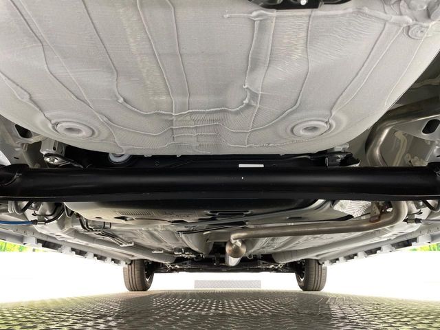 下回りがきれいなうちに、防錆加工の施工がオススメ。降雪地域はもちろん、沿岸部にお住いの方や、趣味でマリン・ウィンタースポーツをされる方に大変好評いただいております。