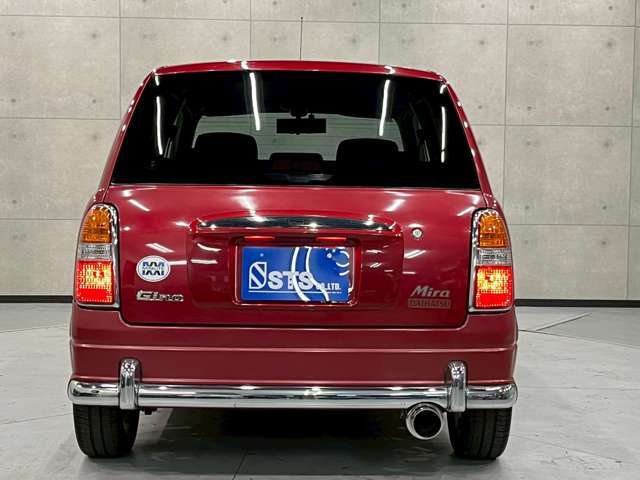 充実装備の1台入荷致しました♪ぜひ実車を見に来てください♪