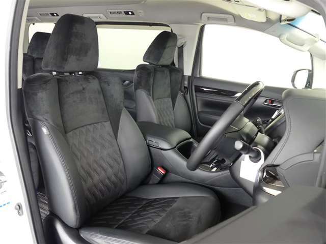 【ご相談下さい】中古車ってなんとなく不安・・・　中古車選びで失敗したくない・・・そう思っているそこのあなた！　あなたのその不安、当店が一気に解決致します。