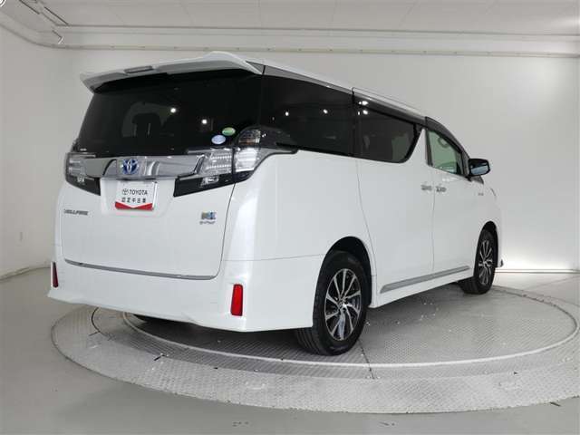 【ご相談下さい】中古車ってなんとなく不安・・・　中古車選びで失敗したくない・・・そう思っているそこのあなた！　あなたのその不安、当店が一気に解決致します。