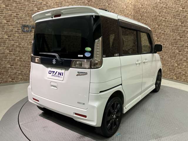 ■遠方にお住まいの方へ■　当社ではお車の販売を大阪府・和歌山県に在住のお客様のみとさせていただいております。誠に勝手ながら、ご理解とご協力を賜りますようお願い申し上げます。