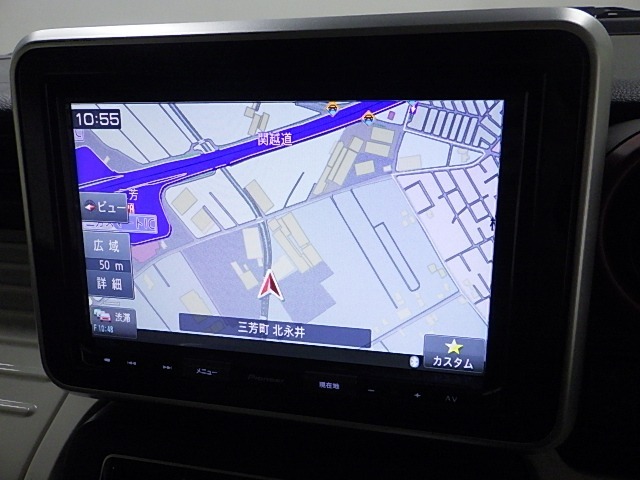 8インチワイドモニターのナビゲーション【パイオニア　AVIC-RLS901II】Bluetoothオーディオやフルセグチューナーも内蔵しています