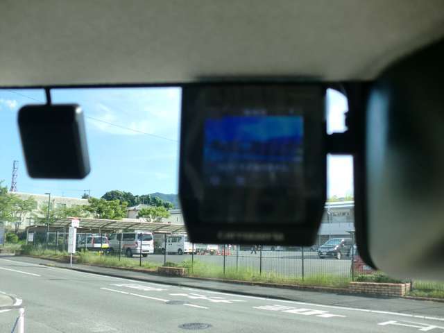 ドラレコ