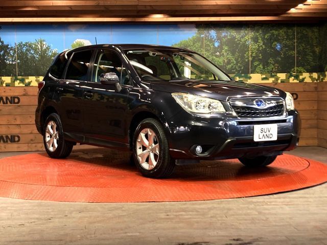 大好評のボディコーティング「弾スプラッシュコート」もご納車までに施工可能。通常のガラスコートと異なる、耐久年数6年の無機質ガラスコーティングが、ボディをキレイな状態に保ってくれます。