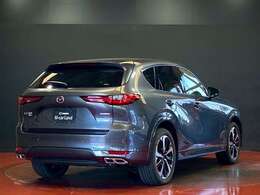 【CX-60】ドライビングエンターテインメントSUV。走ることの感動が感じられるクルマを目指し、五感で感じるクルマとの一体感と、心に響くエンジンサウンドと変速のリズムをつくり込みました。