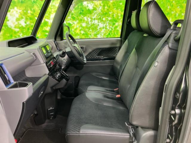 WECARSでは各商談席に大型モニターをご用意しております！見やすい大画面でゆったりと全国の在庫をご覧いただけます！是非ご来店お待ちしております！