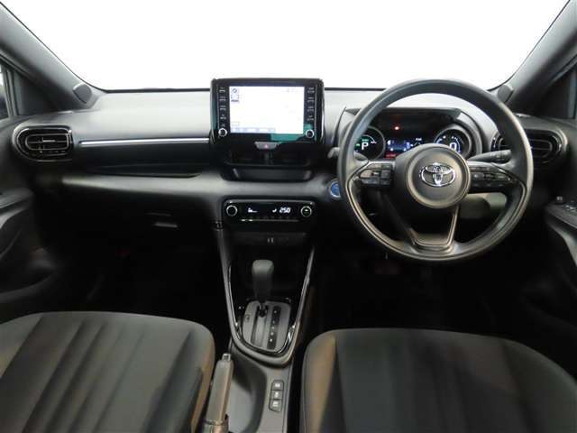 見通しのよいすっきりとした視界で、誰でも運転しやすいです。運転のしやすさは疲れにくさにも繋がりますよ♪