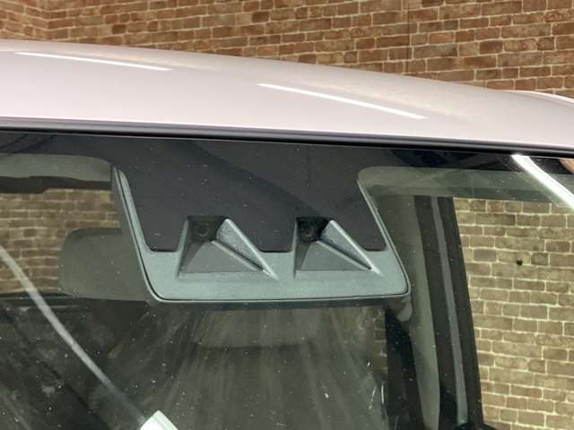 ■お安く提供できる理由■　当社のお車はディーラー、オートオークションからの大量仕入れにより、お客様に喜んでいただけるプライスでご提供します！未使用車ですと新車時に必要な重量税も必要ありません。