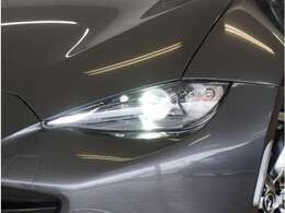 【LEDヘッドライト】省電力で長寿命の明るく運転しやすいLEDヘッドランプです。明るく照らすので暗い夜道からお客様を守ってくれます。お近くの広島マツダまでお越しください。