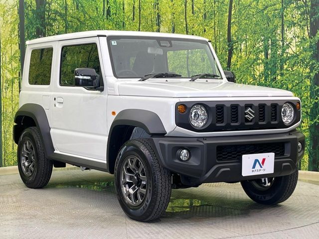 大好評のボディコーティング「弾スプラッシュコート」もご納車までに施工可能。通常のガラスコートと異なる、耐久年数6年の無機質ガラスコーティングが、ボディをキレイな状態に保ってくれます。