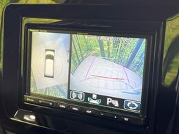 【全方位モニター用カメラ】専用のカメラにより、上から見下ろしたような視点で360度クルマの周囲を確認することができます☆死角部分も確認しやすく、狭い場所での切り返しや駐車もスムーズに行えます。