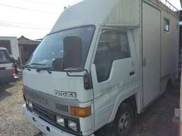 ディーゼル！5MT！エアコン！パワステ！左スライドドア！キャンピング仕様！畳！カーペット！