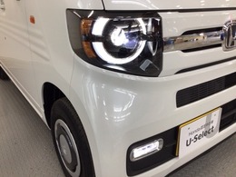 【LEDヘッドライト】ディスチャージヘッドライト（HID）と同等の明るさで、夜道や雨天走行が明るく視界良好！！　フォグライトも装備で、安心感さらにUPです♪安心ドライブを楽しんで下さい♪