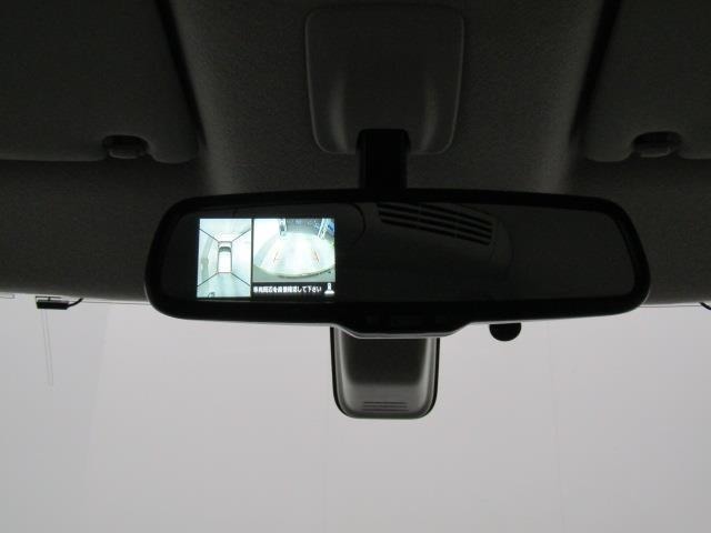 インナーミラー内蔵Bカメラ＋アラウンドビューモニターです。車両を上から見たような映像をナビ画面に表示。車両周辺の状況をリアルタイムで確認出来ます。