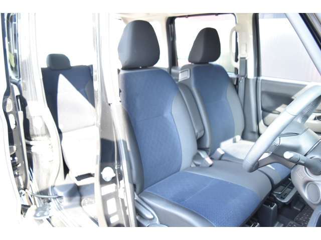 ★運転席からの車内を見た時の写真です