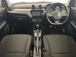 【インパネ全体】全方位で視界が広く、高い目線で運転もしやすいです！