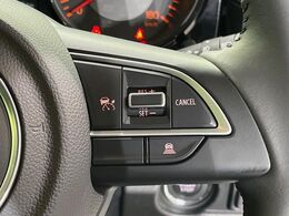 【アダプティブクルーズコントロール】高速道路での長距離走行が楽に！！自動で速度を保つクルーズコントロールが、衝突軽減システムと連携し、前方の車両を感知して車間を保つように速度調節してくれます！！