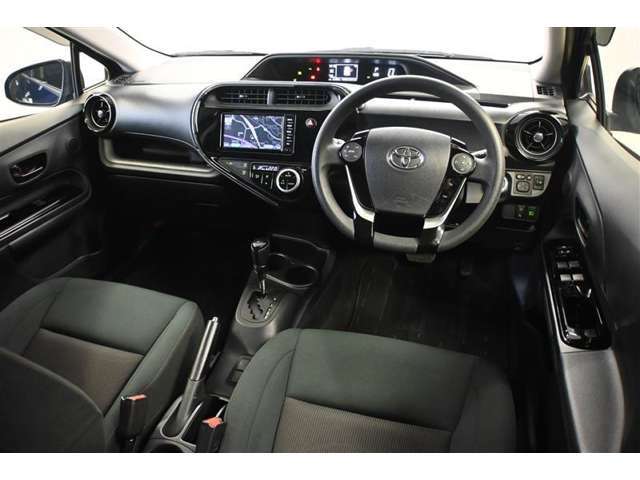 自動車保険も当社にお任せください。お客様のニーズに合わせた保証内容のご提案をいたします。