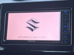 【純正ナビ】人気の純正ナビを装備。オーディオ機能も充実しており、Bluetooth接続すればお持ちのスマホやMP3プレイヤーの音楽を再生可能！毎日の運転がさらに楽しくなります！！