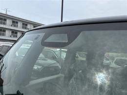 こちらの車両には衝突防止装置が付いております♪