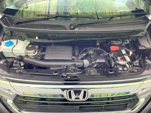 親切・丁寧な専門メカニックスタッフが応対！・車検・点検整備・事故等の修理などアフターサービスも安心。お車のカスタマイズもネクステージのサービススタッフまでご相談ください！