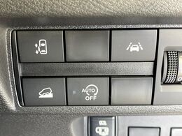 【パワースライドドア】スマートキーや運転席のスイッチでスライドドアの開閉が可能♪電動だから力を入れてドアを開ける必要が無く、小さいお子様でも、重い荷物を持っている時もラクに開け閉めできます♪