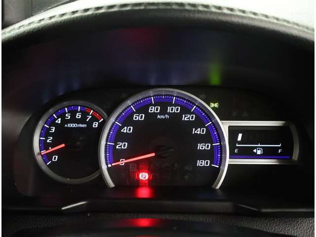 ★車の耐久性は向上いたしましたが、定期的なメンテナンスがあってからこそですよね♪そこで！！埼玉トヨペットのオススメの『スマイルパスポート』こちらの商品は次回車検まで安心のメンテナンスパックです♪