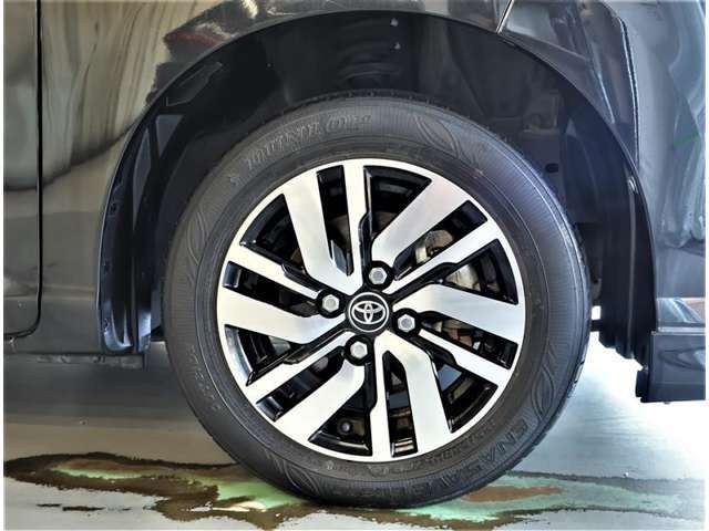 トヨタディーラーだからこそ安心保証♪トヨタロングラン保証1年間付き（無料）走行距離無制限♪全国約5000店のトヨタ販売店にてメンテナンスや万一の故障の対応が可能ですので安心です♪