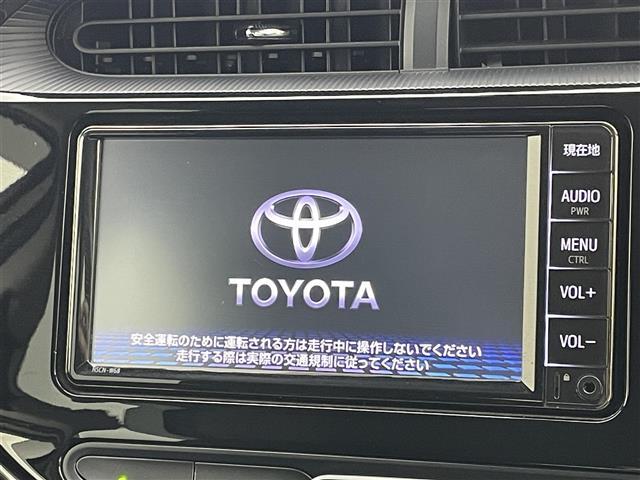 【純正ナビ】操作性、見た目、共に優れており純正プションで選べるナビです！