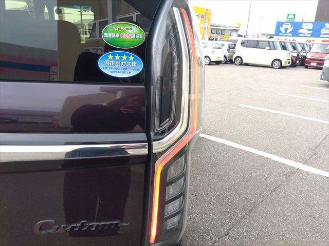 4WD☆8インチSDナビ☆Bluetooth☆バックカメラ☆ETC☆両側パワースライドドア☆LEDヘッドライト＆フォグランプ☆オートライト☆スマートキー☆プッシュスタート☆シートヒーター☆試乗OK☆