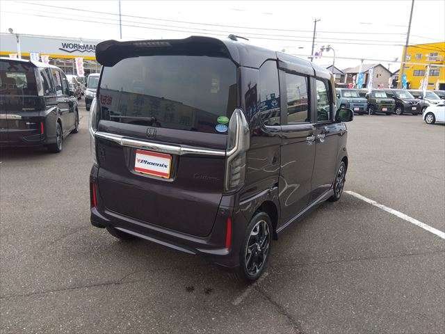 4WD☆8インチSDナビ☆Bluetooth☆バックカメラ☆ETC☆両側パワースライドドア☆LEDヘッドライト＆フォグランプ☆オートライト☆スマートキー☆プッシュスタート☆シートヒーター☆試乗OK☆