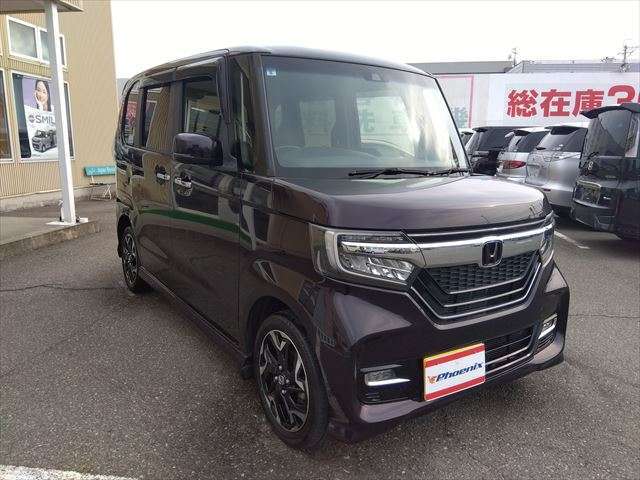 4WD☆8インチSDナビ☆Bluetooth☆バックカメラ☆ETC☆両側パワースライドドア☆LEDヘッドライト＆フォグランプ☆オートライト☆スマートキー☆プッシュスタート☆シートヒーター☆試乗OK☆