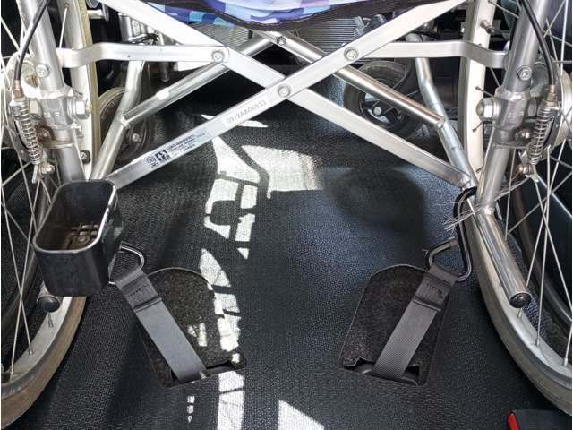 福祉車両のみ100台以上展示！静岡から良質な福祉車両を全国に。福祉車両ヤマシタオート