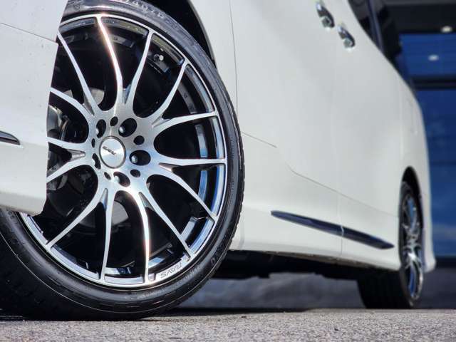 ★RAYS20インチアルミホイール